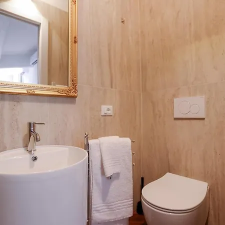 Prestige -balcony -lift Апартаменты *